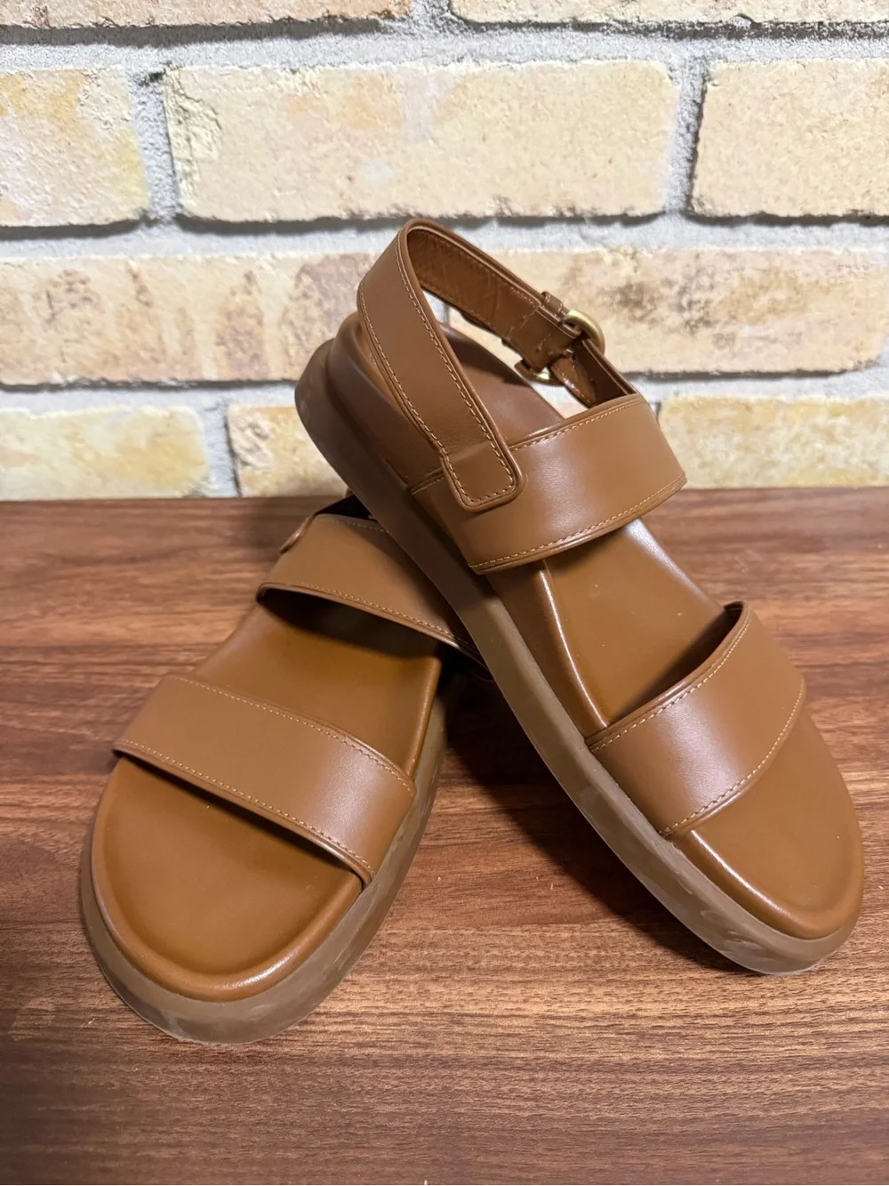 Gianvito Rossi Tan Leather Double-Strap Platform Sandals size 38